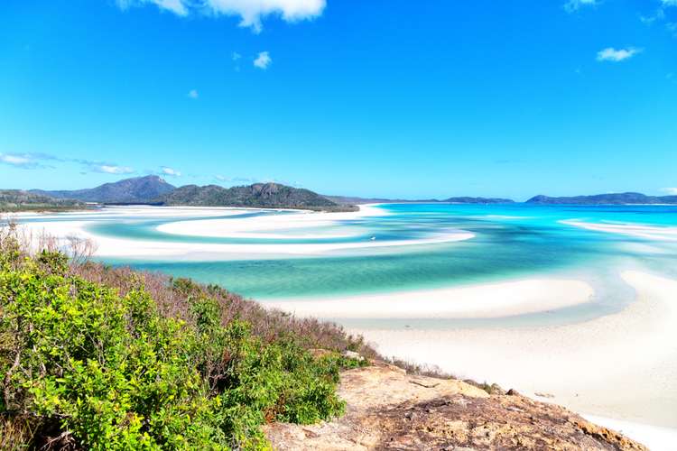 The perfect white sands of the whitsundays