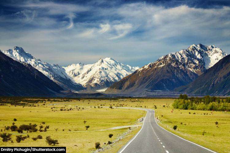 The snow capped southern alps in new zealand