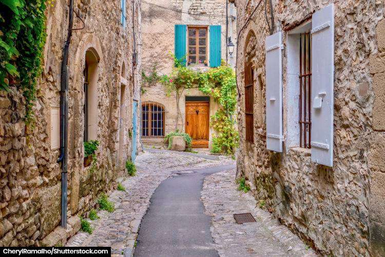 Medieval street in Vaison la Romaine